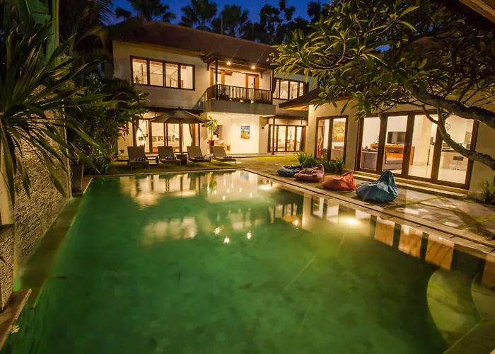 Villa Amore Villas *