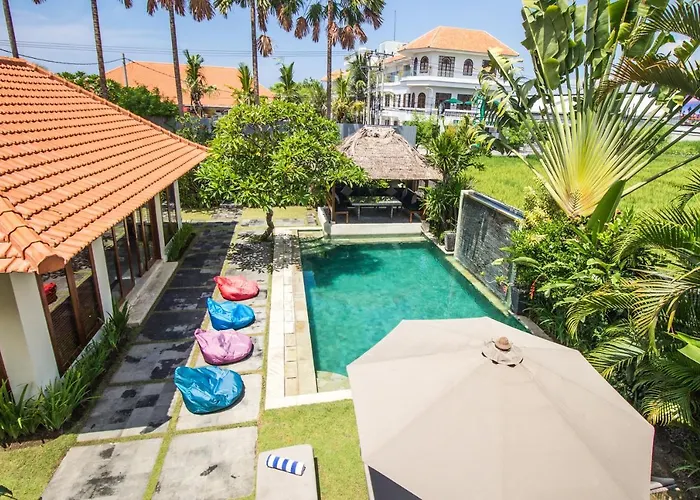 Amore Villas *
